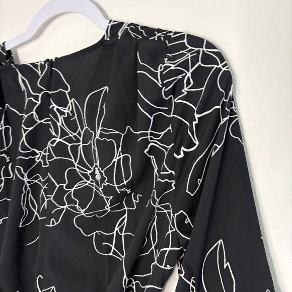 Gracia Jumpsuit Size Medium NWT Floral black white wide leg tie waist flow - Picture 3 of 15